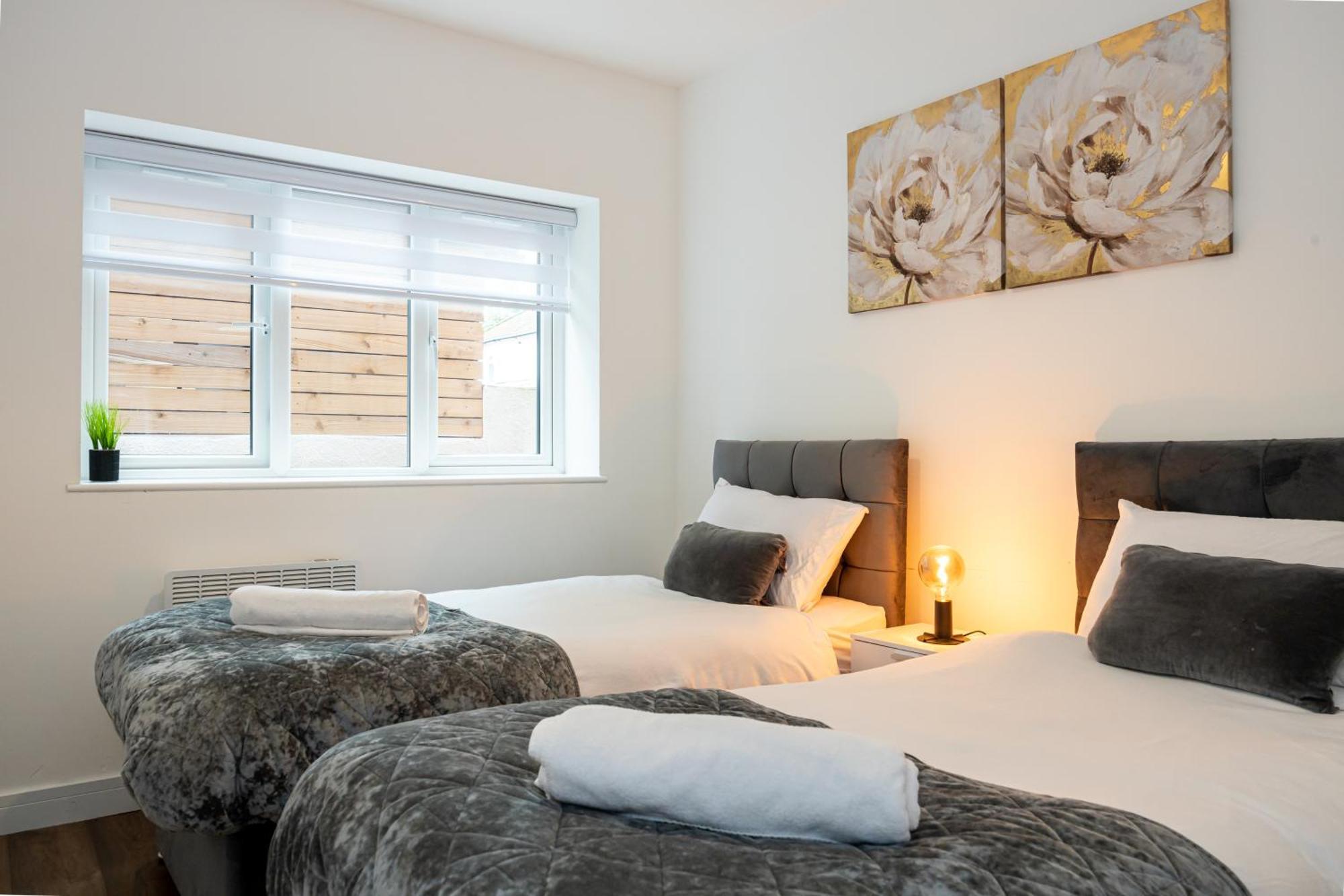 Vibrant 2br In Chorlton, Free Parking