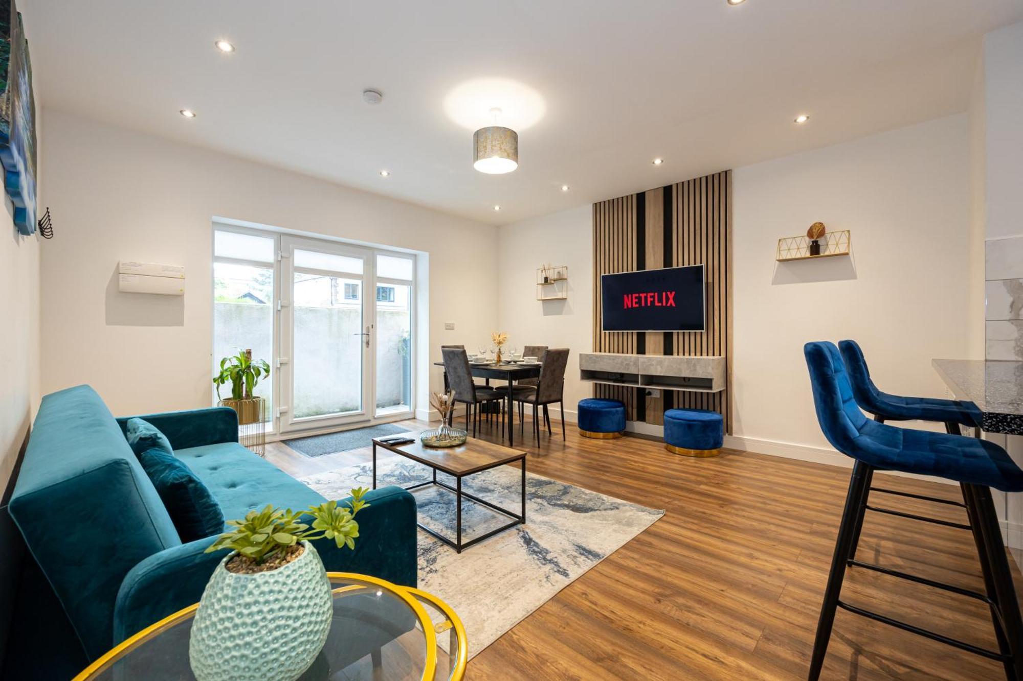 Vibrant 2br In Chorlton, Free Parking *