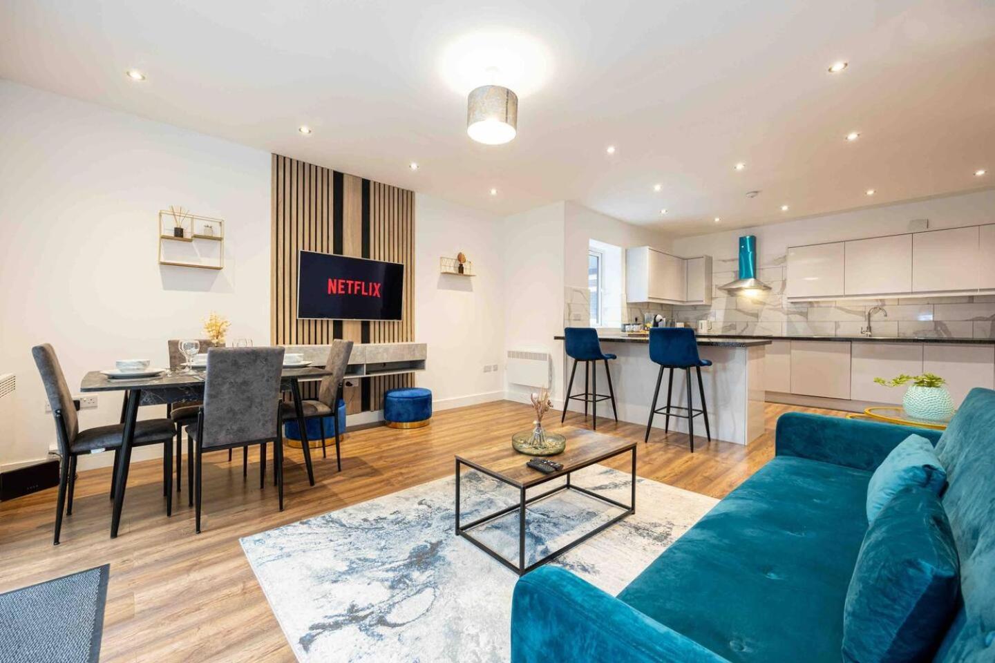 Vibrant 2br In Chorlton, Free Parking
